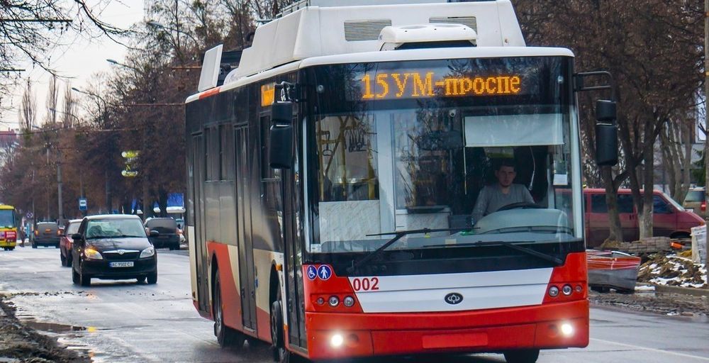 15 тролейбус Київ: маршрут, розклад, зупинки 2026